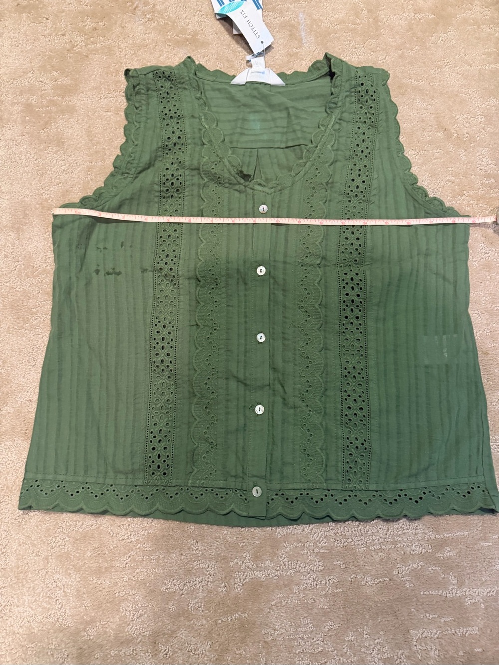 Market & Spruce Olive Green Eyelet Sleeveless Button-Front Blouse - Picture 2 of 3